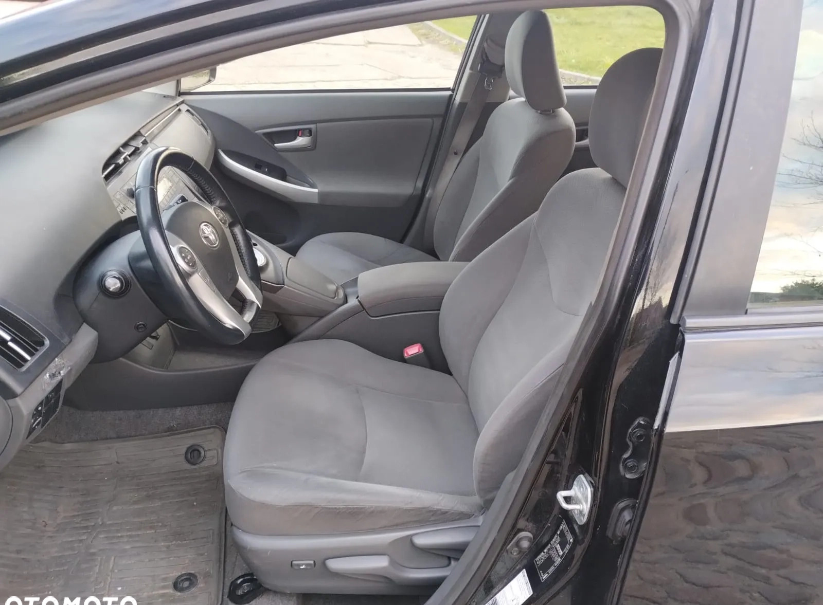 Toyota Prius cena 28500 przebieg: 355000, rok produkcji 2011 z Częstochowa małe 121